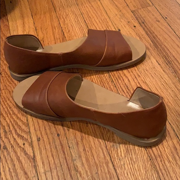 Universal Thread brown wrap sandals - Picture 1 of 5